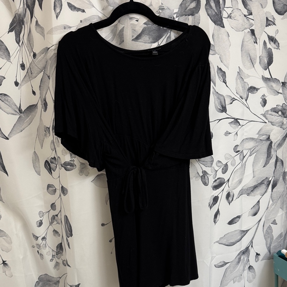 torrid Black Tie-Front Tunic Top